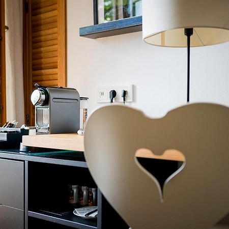 Das Tegernsee Exteriör bild A Nespresso machine in a hotel room