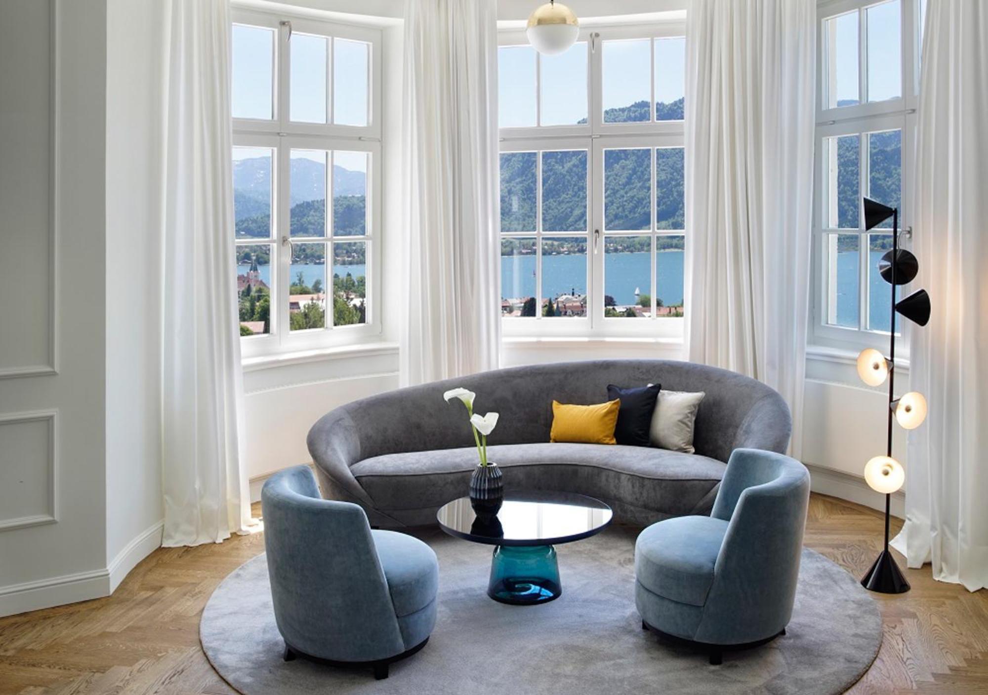 Das Tegernsee Exteriör bild Interior of the hotel